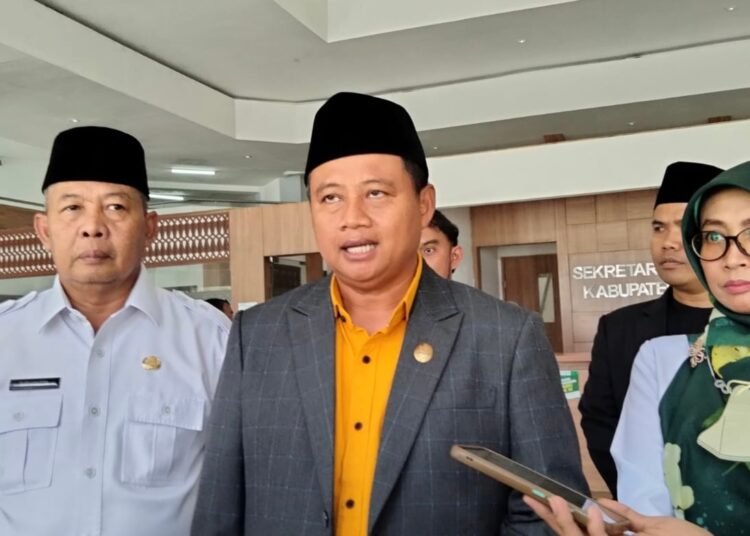 Kang Emil Bernaung di Partai Golkar, Uu Ruzhanul Ulum Ancang Ancang Rebut Tahta Jabar Satu