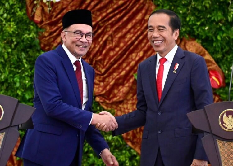 Presiden Jokowi dan PM Anwar Ibrahim Bahas upaya Peningkatan Kerja Sama Indonesia-Malaysia di Istana Bogor
