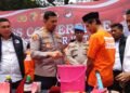 Sopir Angkot di Bogor Nyambi Produksi Tembakau Sintetis