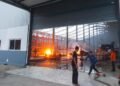 Pabrik Kasur di Tenjo Terbakar Ribuan Foam Ludes