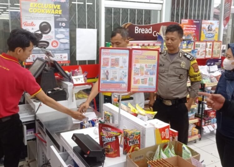 Sekawanan Perampok Satroni Minimarket di Laladon, Satu Karyawan Terluka