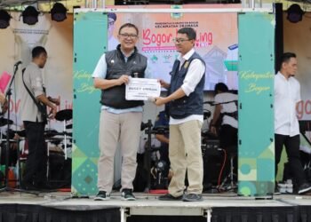 Boling Plt Bupati Bogor, Kades Babakan Dramaga Dapat Doorprize Umroh