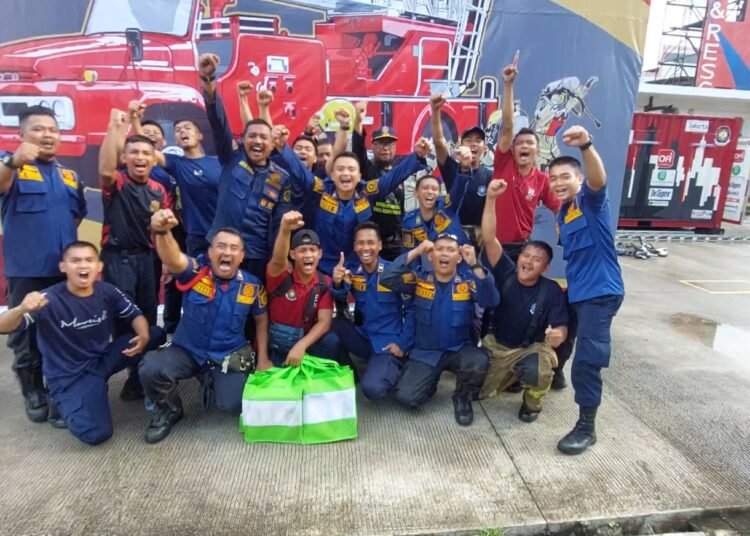 Tim Damkar Kabupaten Bogor usai Diumumkan Sebagai Juara Umum