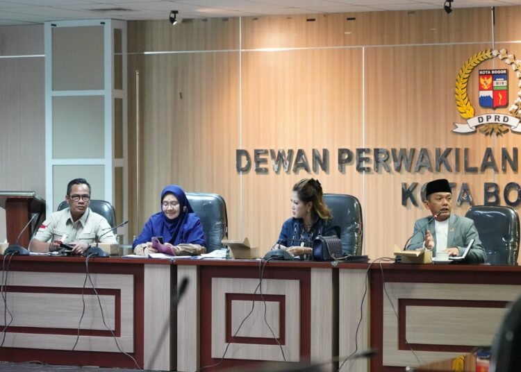 DPRD Kota Bogor melakukan Rapat Dengar Pendapat terkait Perda Perlindungan Lansia