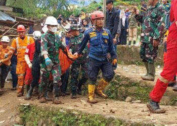 Dua Korban Terakhir Longsor Empang Ditemukam Tim SAR