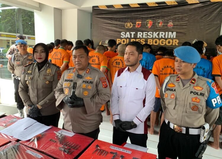 Dalam Dua Pekan Polres Bogor Tangkap 39 Pelaku Curas dan Curat