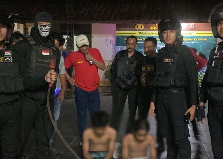Bawa Sajam, 20 Remaja Digelandang ke Polsek Bogor Selatan