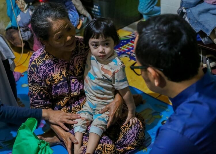 Tak Sekedar Ngabuburit, Bima Arya Bantu Urusi Warga Yang Sakit