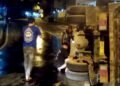 Truk Terguling di Jalan Lawang Gintung Akibat Tumpahan Solar