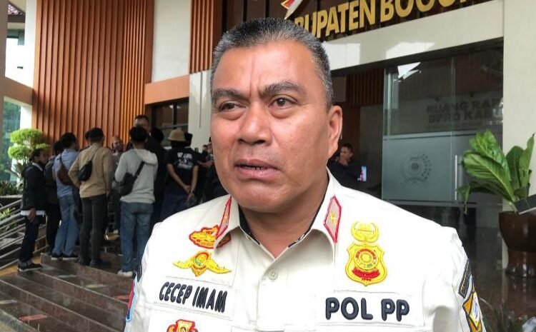 Rumah Makan Buka Pada Siang Hari, Kasatpol PP : Silahkan Buka, Tapi Halangi Dengan Gorden
