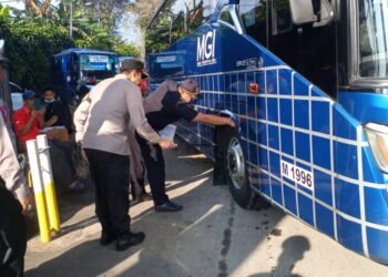 Pengecekan Kendaraan di Terminal Baranangsiang Kota Bogor oleh Satlantas Polresta Bogor Kota