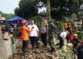 Pimpinan DPRD Kota Bogor saat mengunjungi lokasi bencana di Kelurahan Empang, Kota Bogor.