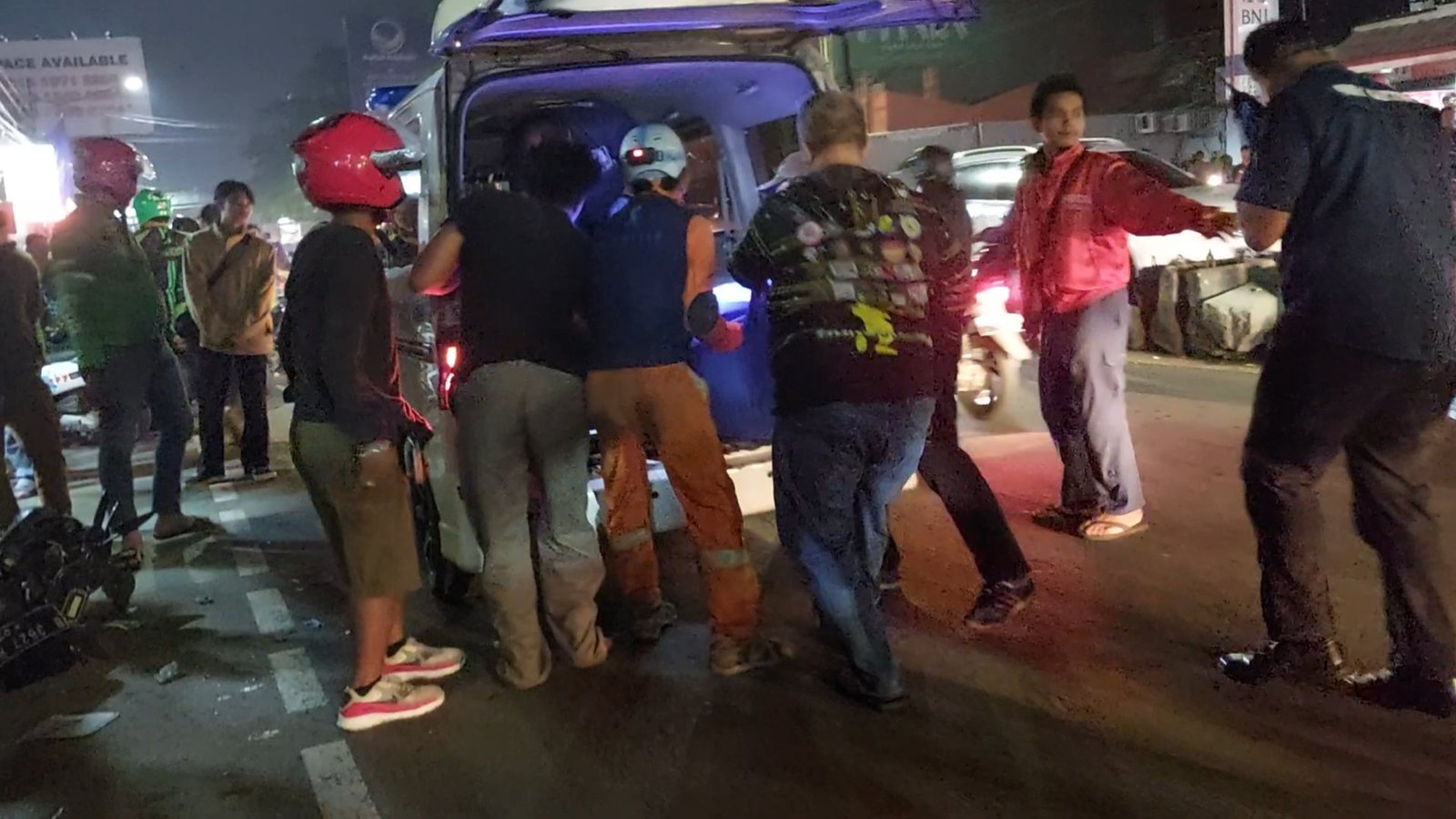 Kecelakaan Tunggal, Pemotor Tewas Mengenaskan Di Jl. KS Tubun Kota ...