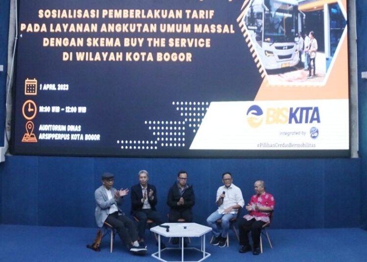 Diskusi Sosialisasi Tarif BisKita Trans Pakuan di Auditorium Perpustakaan Kota Bogor.