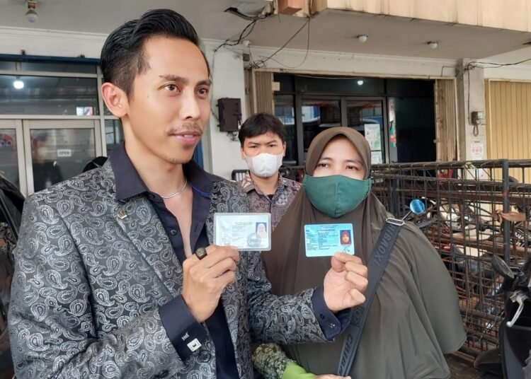 Seorang Ibu Kehilangan Rumah, Sembilan Bintang Lapor Polisi