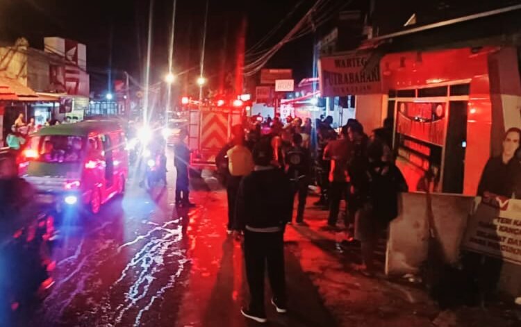 Korsleting Listrik Menyambar Tabung Gas, Sebuah Warteg Nyaris Hangus Terbakar