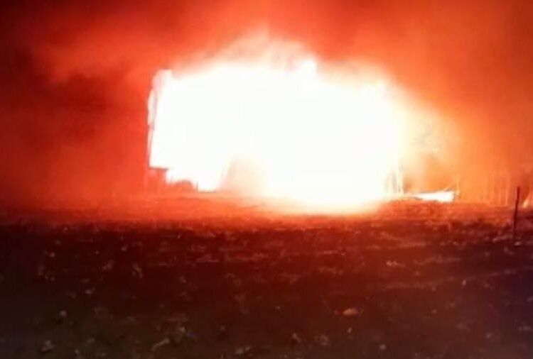 Gegara ODGJ Bakar Sampah, Sebuah Bengkel Mebel Ludes Dilalap Api