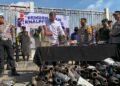 Polres Bogor Musnahkan Belasan Ribu Botol Miras dan Ratusan Knalpot Brong