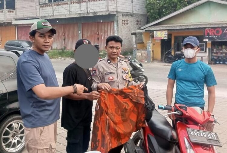 Polisi Ciduk Oknum Ormas yang Palak Sopir Truk di Rancabungur