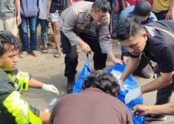 2 Pemotor Berboncengan Tewas Tertabrak Truk di Cileungsi