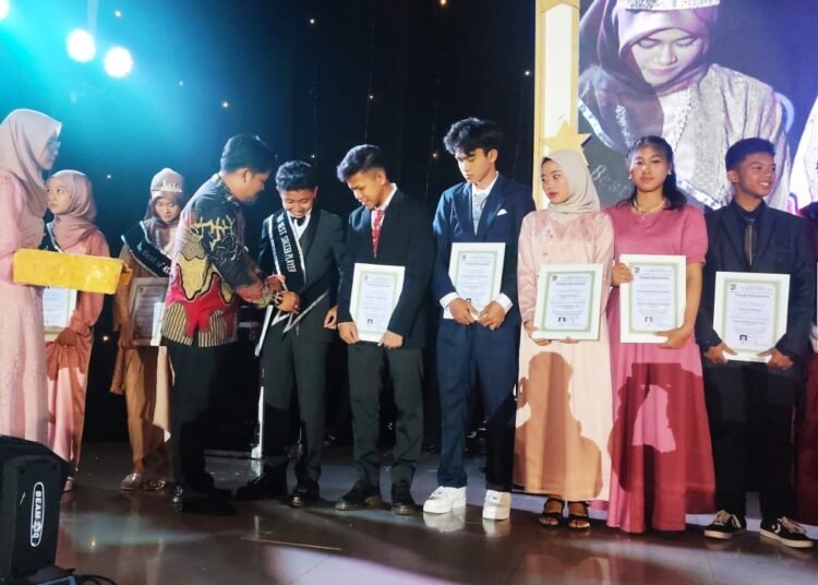 SMP Negeri 4 Kota Bogor Lepas 324 Siswa Siswi Angkatan 63