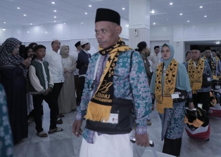 Pemkab Bogor Kembali Melepas 392 Jemaah Haji Menuju Embarkasi