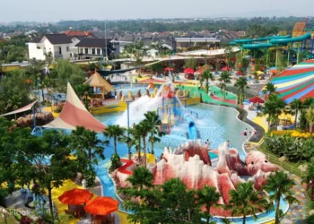 Revitalisasi Jembatan Otista Tak Menyurutkan Jumlah Pengunjung The Jungle