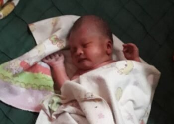 Heboh, Bayi Yang Masih Terlilit Ari Ari Ditemukan Warga Kalisuren di Rumah Kosong