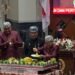 HJB 541, 2 Pencipta Lagu Mars Tegar Beriman Terima Penghargaan