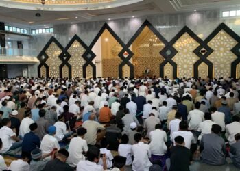 Laksanakan Solat Idul Adha, Iwan Setiawan Sampaikan Pesan Berkurban Untuk Masyarakat
