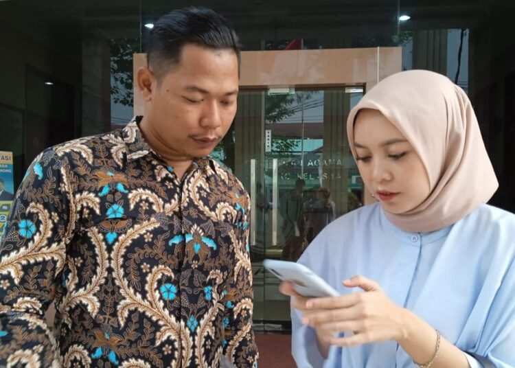 Viral, Suami Berselingkuh Tinggalkan Istri dan Anak, Sang Istri Sabar Ajak Suami Mediasi