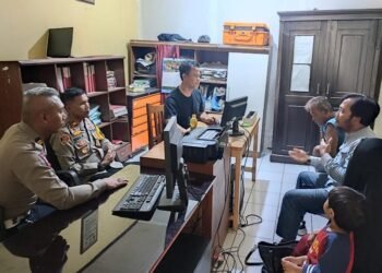 Viral, Preman Kampung Cegat Truk Pasir Dan Meminta Uang, Ujungnya Meminta Maaf