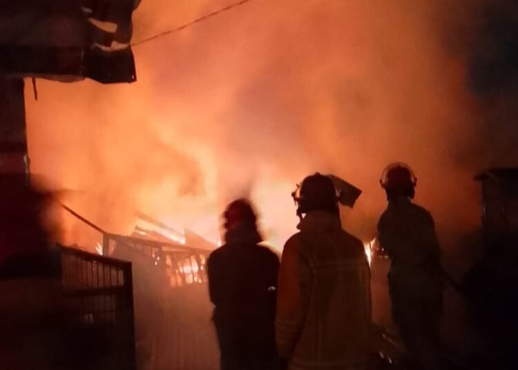 Sebuah Bengkel Terbakar, 7 Unit Motor Hangus