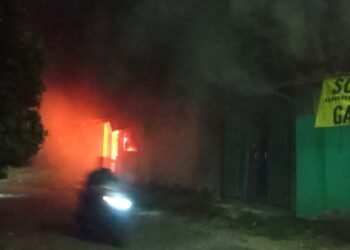 Diduga Gas Bocor, Rumah Kontrakan dan 4 Motor Hangus Terbakar di Menteng