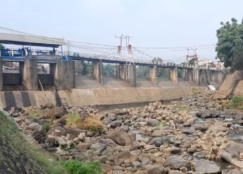 Debit Air Terus Turun, Bendung Katulampa Siaga Kemarau