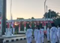 Upacara Penurunan Bendera di Tugu Kujang, Pengendara Ikut Hormat