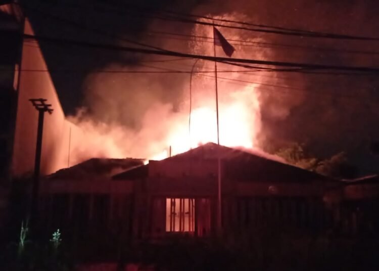 Eks Kantor Asuransi Jiwa di Kota Bogor Terbakar