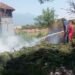 Sampah Terbakar Nyaris Menjalar Ke Rumah di Bojongkerta, Warga Bergerak Padamkan Api