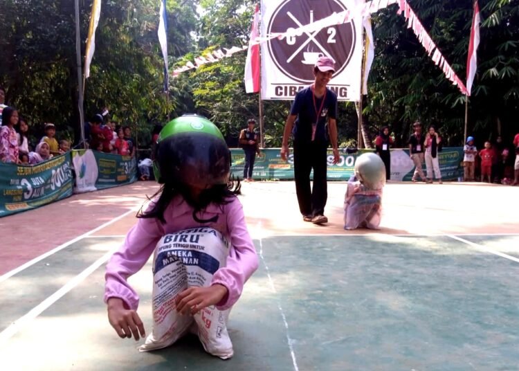 Ragam Lomba Unik Warnai 17 Agustus di Desa Cibanteng