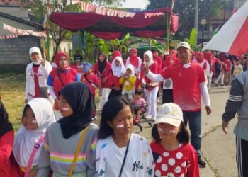 Jadi Tradisi, Warga Harjasari Gelar Jalan Sehat-Karnaval di HUT RI