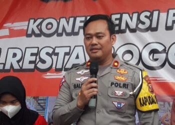 Polisi Terus Selidiki Kasus Kecelakaan Mobil Plat Merah Dengan Pemotor