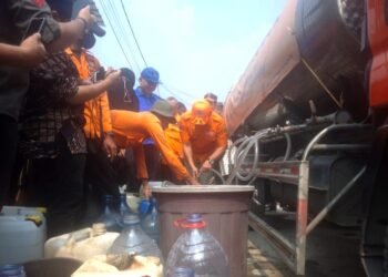 Pemkab Bogor Kembali Pasok Air Bersih di Citeureup