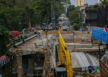 Area Kerja Diperluas, Proyek Jembatan Otista Segera Pasang Balok Girder