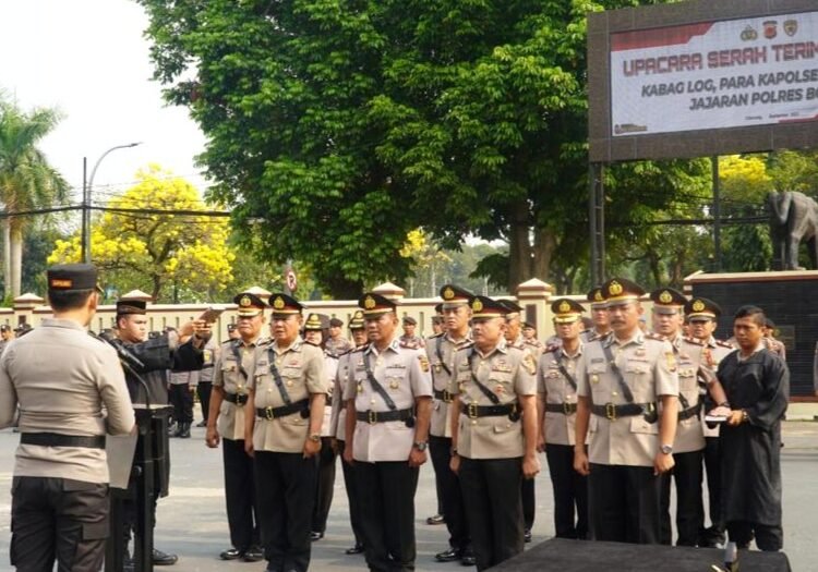 Sertijab di Polres Bogor, 3 PJU dan 7 Kapolsek Pindah Tugas