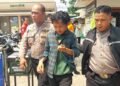 Kedapatan Mencuri Sepatu di Mesjid Pemuda Ini Digelandang Polisi