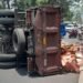 Tak Kuat Nanjak, Truk Bermuatan Keramik Terguling di Puncak