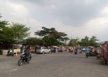 Didatangi Pejabat, PKL di Area Terminal Leuwiliang Terancam Diusir Pemda
