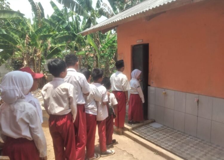 Parah, SDN Kertajaya 04 Rumpin Hanya Punya 1 WC untuk 350 Siswa
