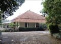 Rumah Belanda Berumur 100 Tahun Berdiri Kokoh di Tengah Perkebunan Teh Puncak