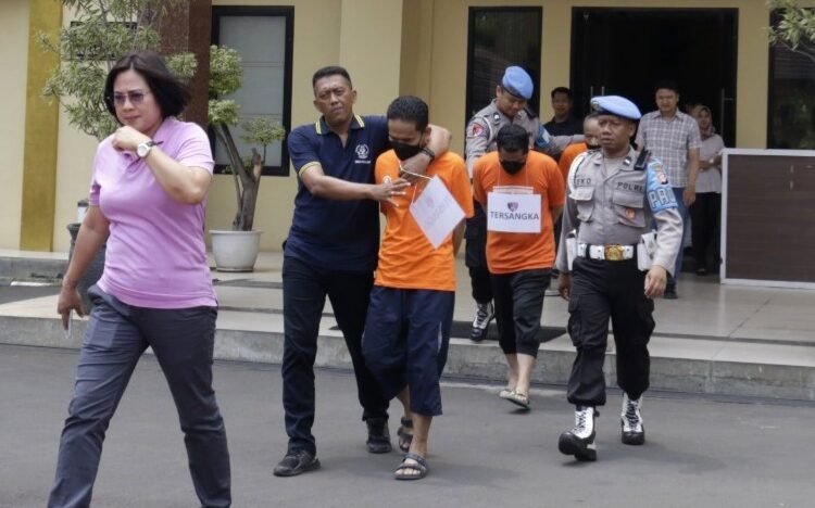 2 Tersangka Kasus Pencabulan 3 Santriwati Ditahan Polisi